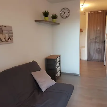 Logement Cosy, Calme, Vue Mer, Sud France Apartment *
